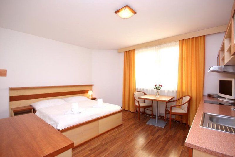 Lavanda Hotel&Apartments Prague Exterior photo
